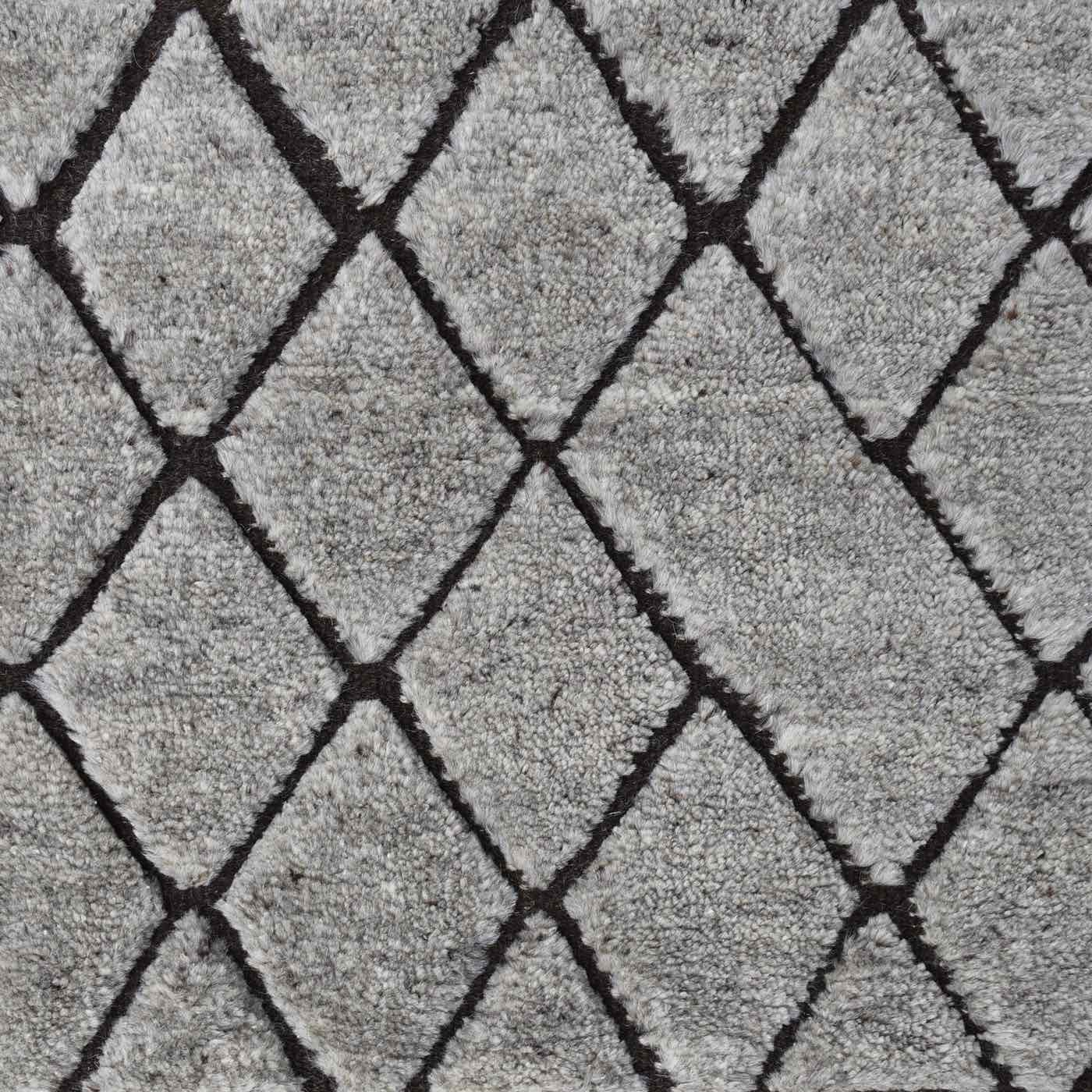 Dorado 300 S Grey Chocolate, from the Dorado 300 collection