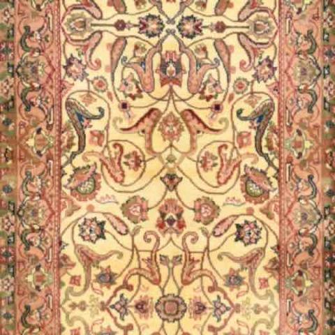 Mughal Agra Gold / Fawn, 2′7″ × 10′11″