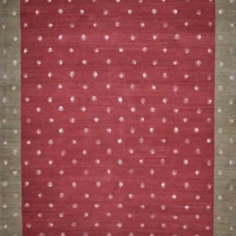 Paws Red & Green W & S, 7′10″ × 9′9″